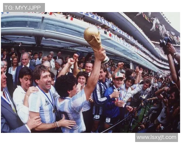 足球明星生日庆祝活动高清图片展示与转场瞬间回顾