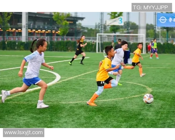 足球明星赛武汉精彩瞬间回顾视频汇总尽享足球盛宴