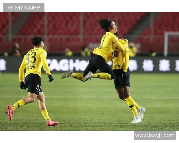 恒大与富力对决前瞻分析及比赛结果预测，谁能笑到最后